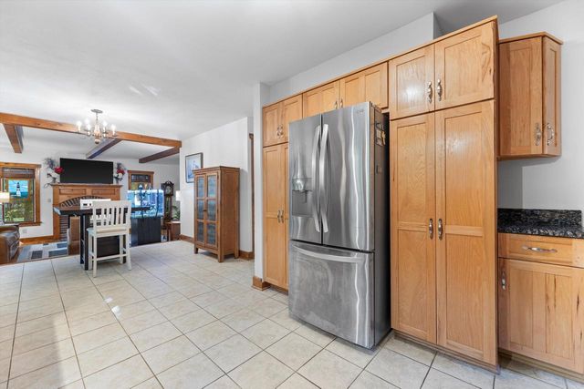 W326S1480 Forest Hills DRIVE, Delafield, WI 53018