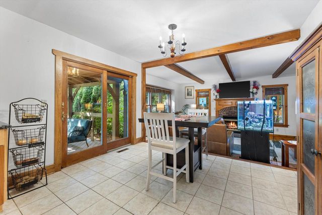 W326S1480 Forest Hills DRIVE, Delafield, WI 53018