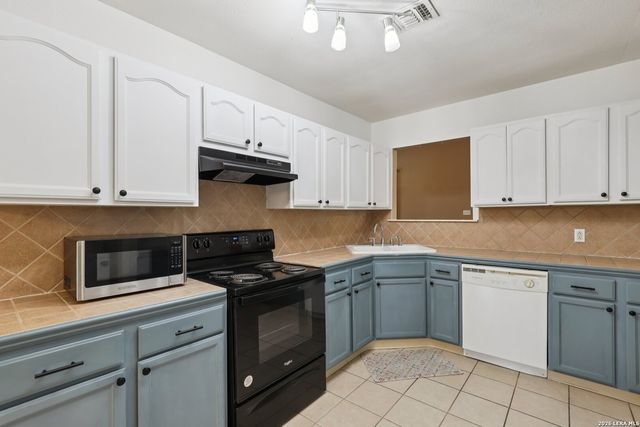 125 Stace, San Antonio, TX 78204