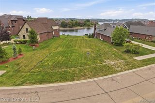 10407 Stoney Point Drive, South Lyon, MI 48178