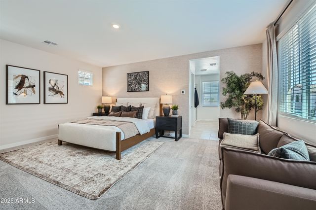 8320 E PRAIRIE Avenue, Mesa, AZ 85212