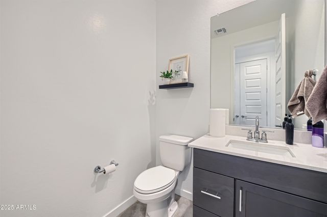 8320 E PRAIRIE Avenue, Mesa, AZ 85212