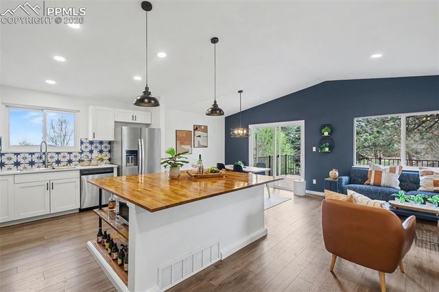 5460 Villa Circle, Colorado Springs, CO 80918