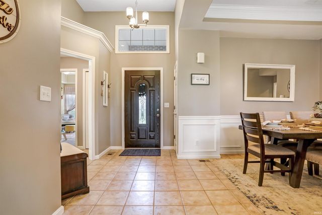 297 Persimmon Circle, Boonville, IN 47601