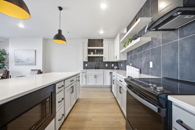 300 Main Avenue 508, Fargo, ND 58103