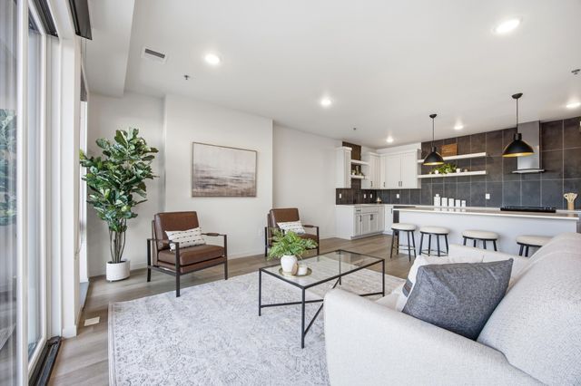 300 Main Avenue 508, Fargo, ND 58103