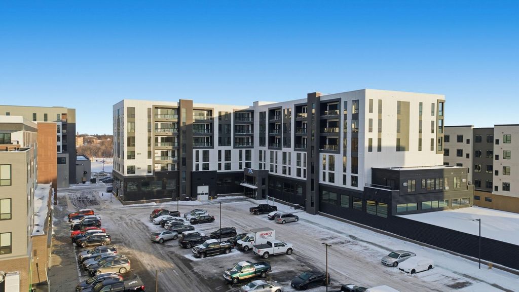 300 Main Avenue 508, Fargo, ND 58103