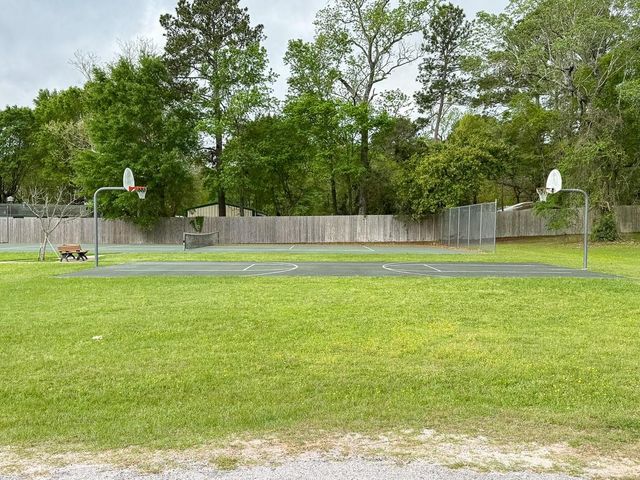 7 Alta Vista, Huntsville, TX 77340