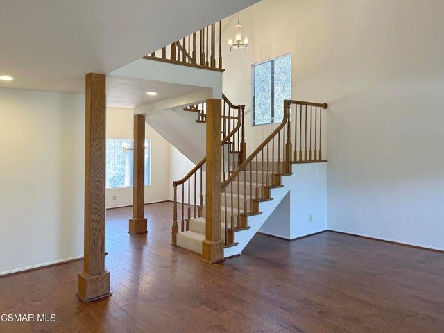 521 Melbourne Court, Newbury Park, CA 91320