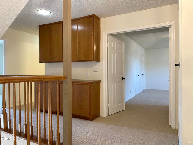 521 Melbourne Court, Newbury Park, CA 91320