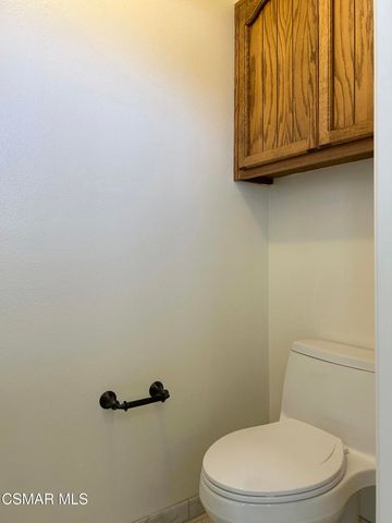 521 Melbourne Court, Newbury Park, CA 91320