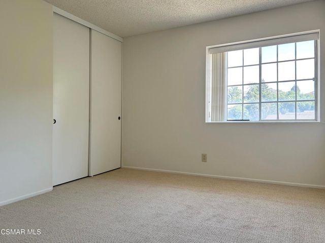 521 Melbourne Court, Newbury Park, CA 91320