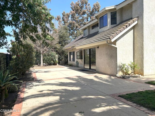 521 Melbourne Court, Newbury Park, CA 91320