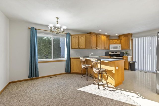 600 LUCO ROAD, Fond Du Lac, WI 54935