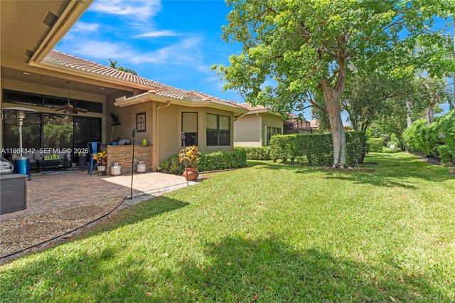 7651 Via Grande, Boynton Beach, FL 33437