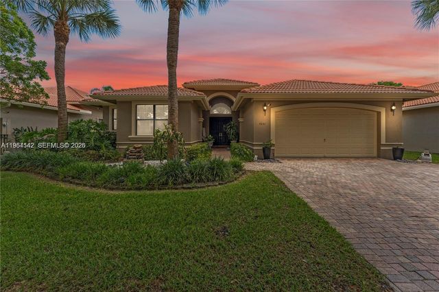 7651 Via Grande, Boynton Beach, FL 33437