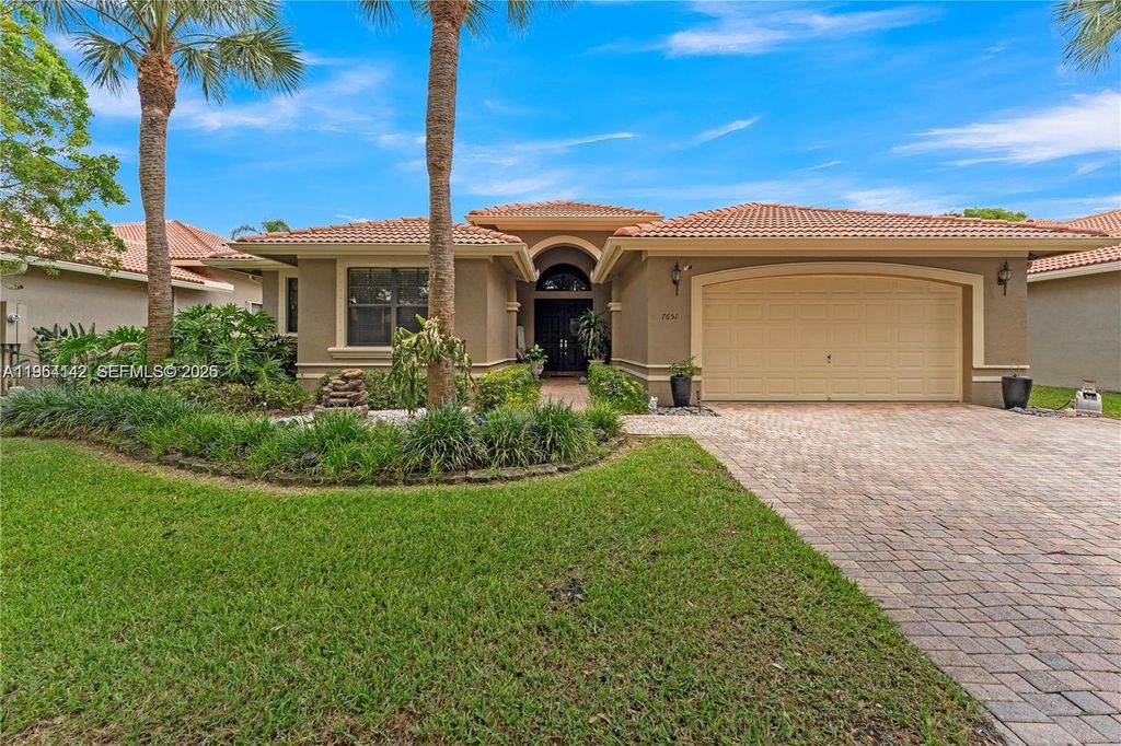 7651 Via Grande, Boynton Beach, FL 33437