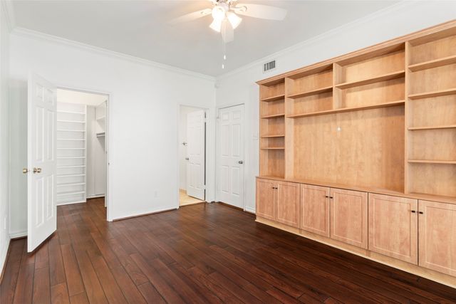 8610 Turtle Creek Boulevard 208, Dallas, TX 75225