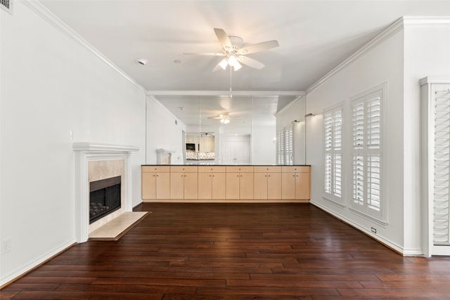 8610 Turtle Creek Boulevard 208, Dallas, TX 75225
