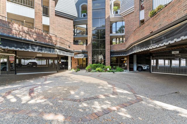 8610 Turtle Creek Boulevard 208, Dallas, TX 75225