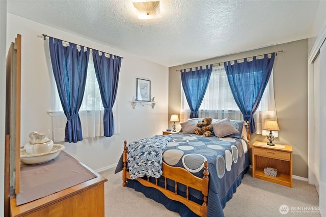 628 E Valley Road, Skamokawa, WA 98647
