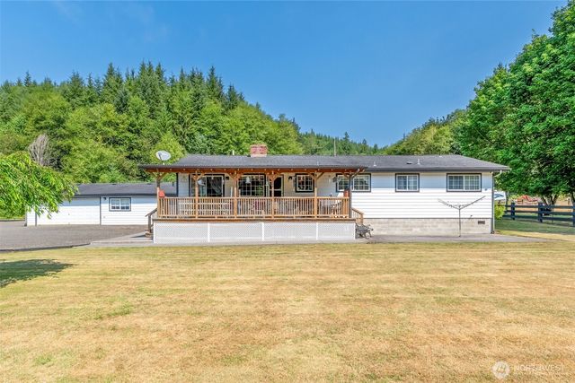 628 E Valley Road, Skamokawa, WA 98647