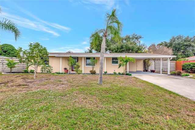 2707 BIGELOW DR, Sarasota, FL 34239
