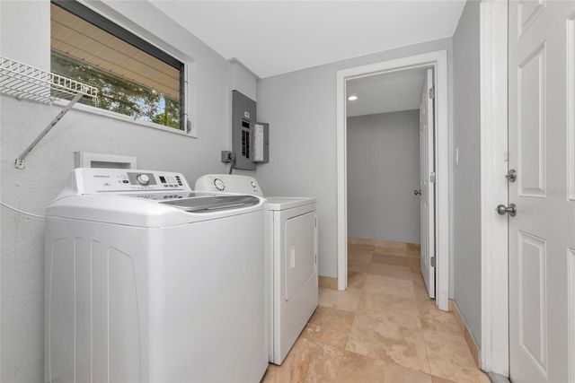 2707 BIGELOW DR, Sarasota, FL 34239