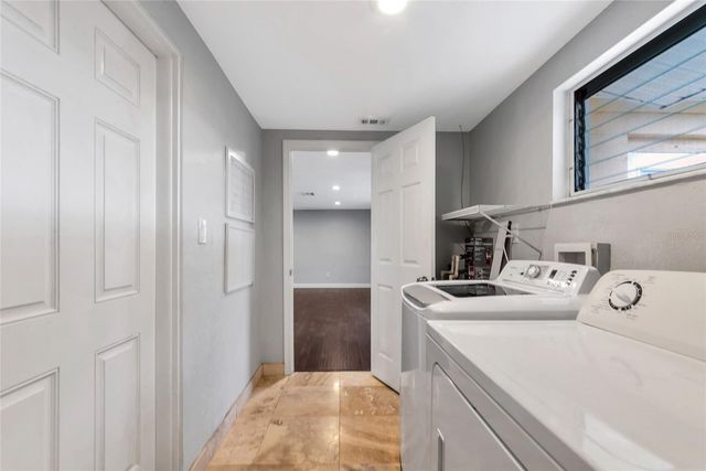 2707 BIGELOW DR, Sarasota, FL 34239