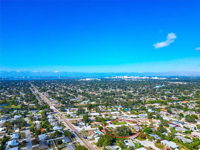 2707 BIGELOW DR, Sarasota, FL 34239