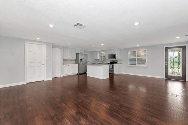 2707 BIGELOW DR, Sarasota, FL 34239