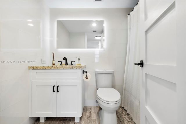 2639 N Riverside Dr 806, Pompano Beach, FL 33062