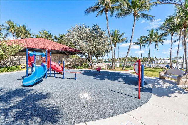 2639 N Riverside Dr 806, Pompano Beach, FL 33062
