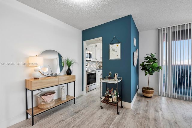 2639 N Riverside Dr 806, Pompano Beach, FL 33062