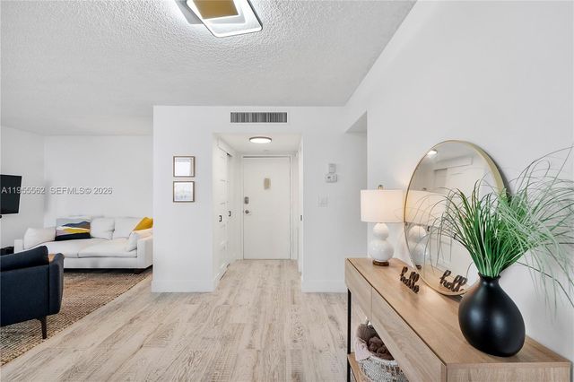 2639 N Riverside Dr 806, Pompano Beach, FL 33062