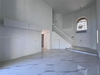 109 Gables Blvd, Weston, FL 33326