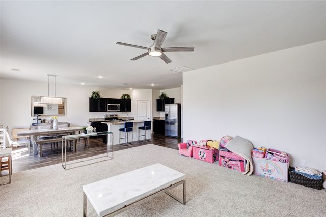 420 Gypsum Lane, Glenn Heights, TX 75154