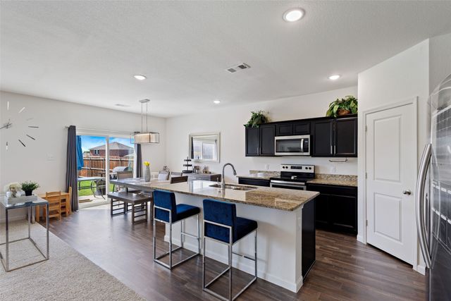 420 Gypsum Lane, Glenn Heights, TX 75154