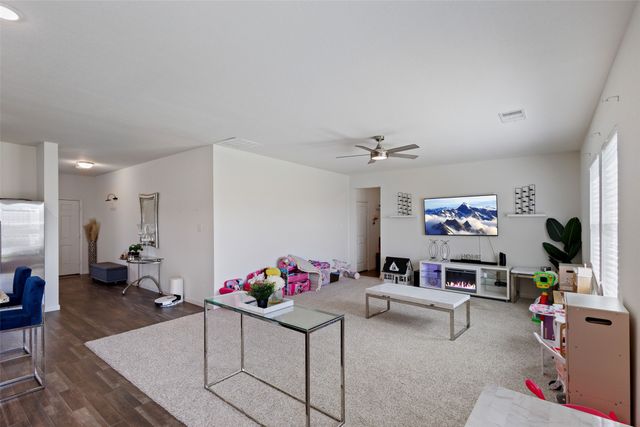 420 Gypsum Lane, Glenn Heights, TX 75154