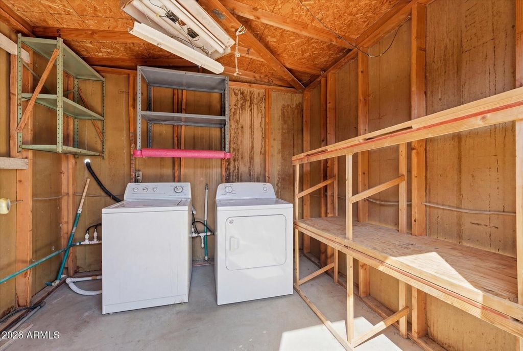 Image 24 of property listing at 2120 S 382ND Avenue, Tonopah, AZ 85354