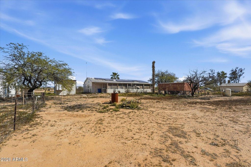 Image 27 of property listing at 2120 S 382ND Avenue, Tonopah, AZ 85354