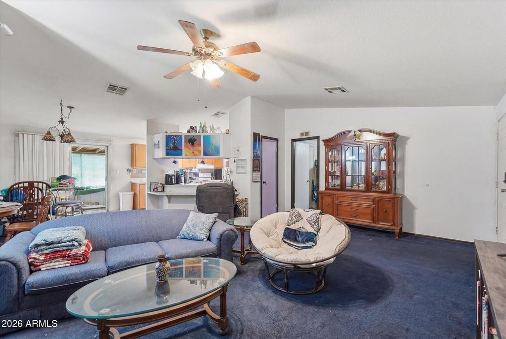 Image 7 of property listing at 2120 S 382ND Avenue, Tonopah, AZ 85354