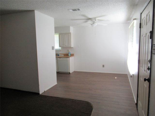 4214 3rd Street, Greenville, TX 75401