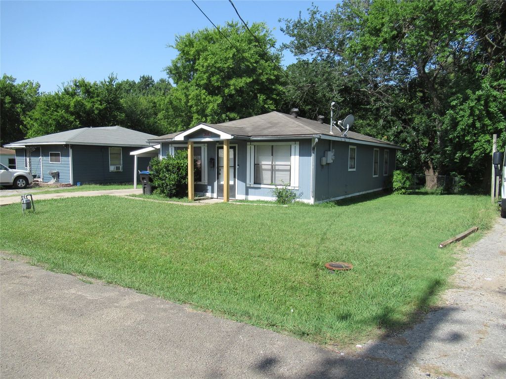 4214 3rd Street, Greenville, TX 75401