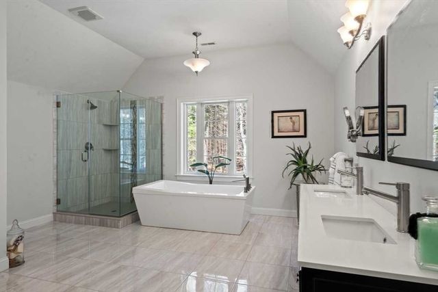 132 Ball Hill Rd, Berlin, MA 01503