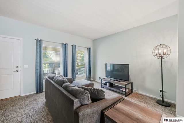 2337 Q Street, Lincoln, NE 68503