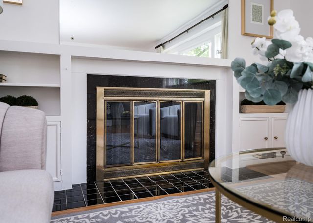 32312 Arlington Drive, Beverly Hills Village, MI 48025