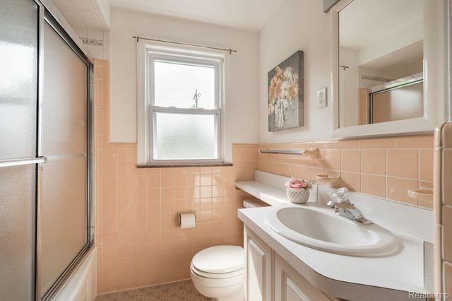 32312 Arlington Drive, Beverly Hills Village, MI 48025