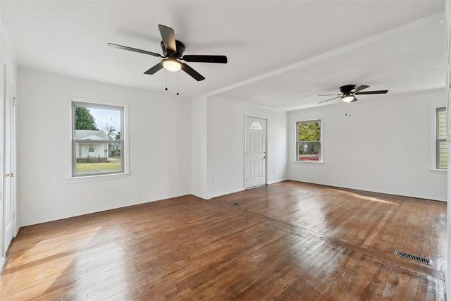 311 E Grumman Drive, Midwest City, OK 73110