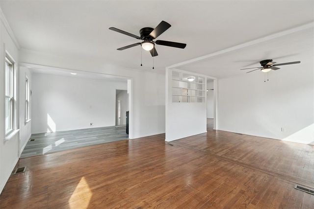 311 E Grumman Drive, Midwest City, OK 73110